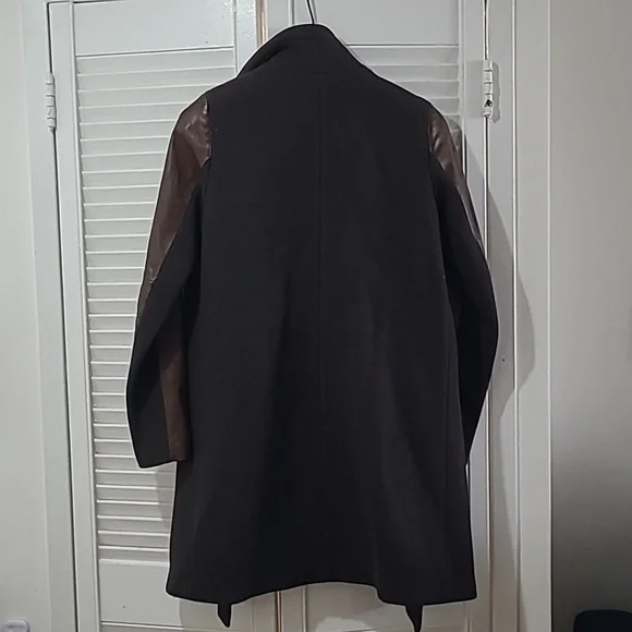 Danier spring/fall 3/4 jacket - Picture 6 of 6